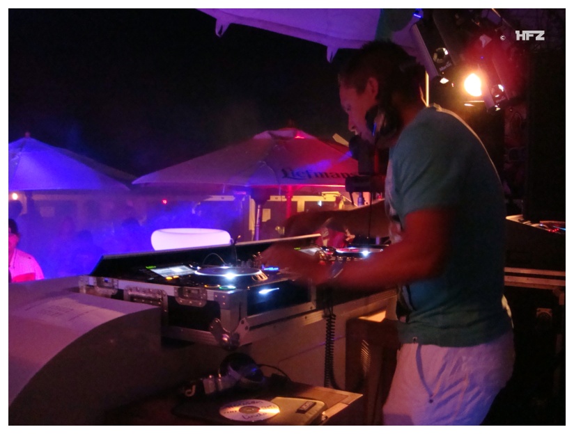 824x624 pixels (128K)