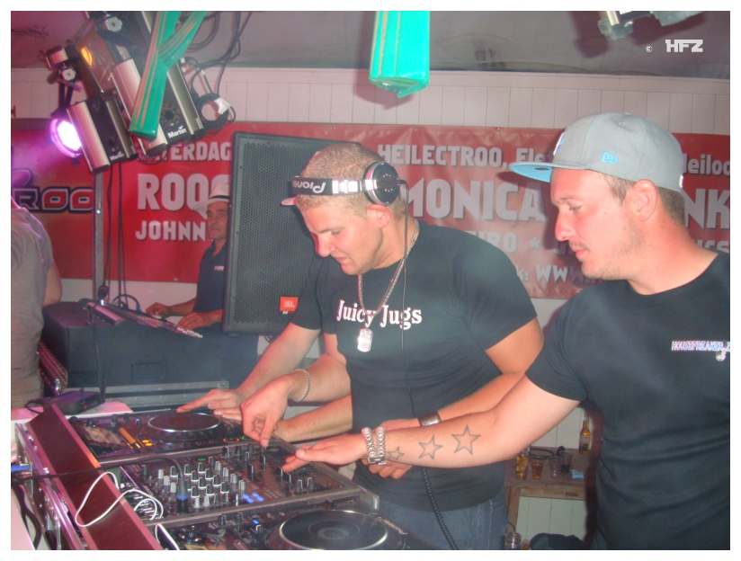 824x624 pixels (168K)