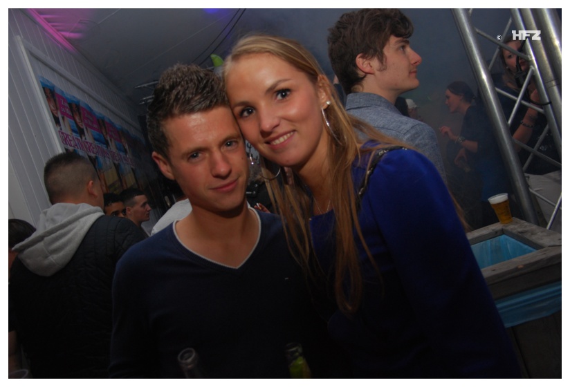 800x535 pixels (106K)