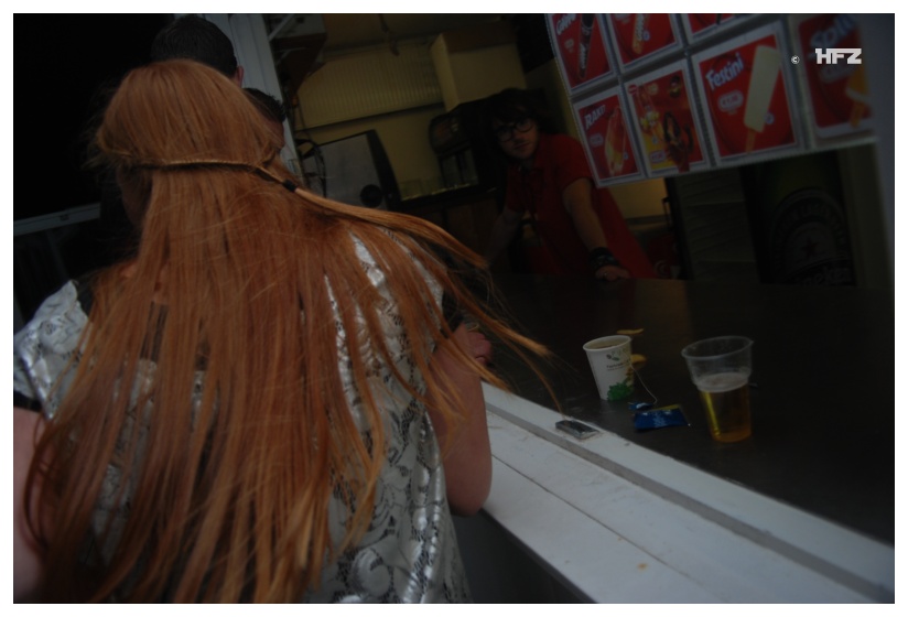 800x535 pixels (100K)