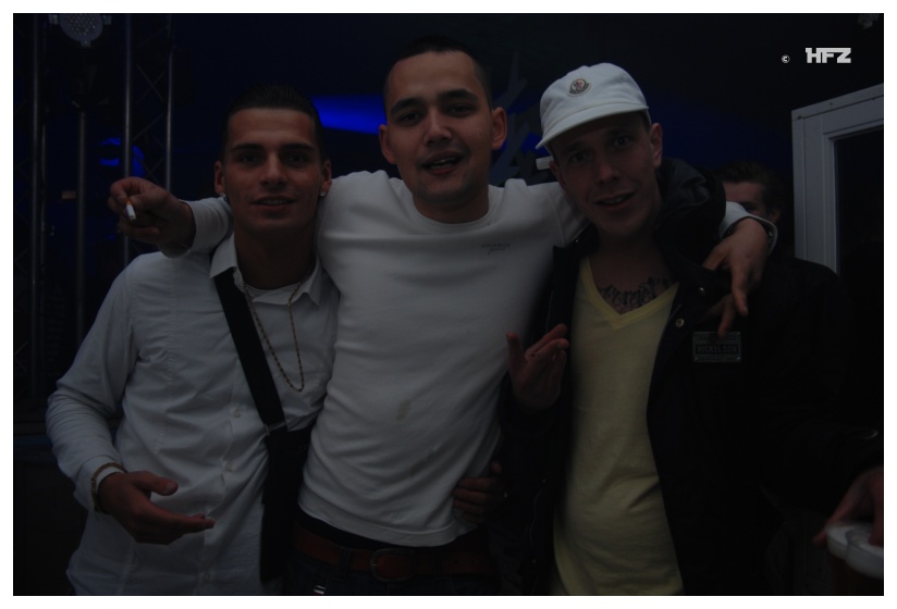 800x535 pixels (78K)