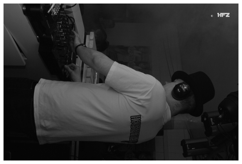 800x535 pixels (76K)