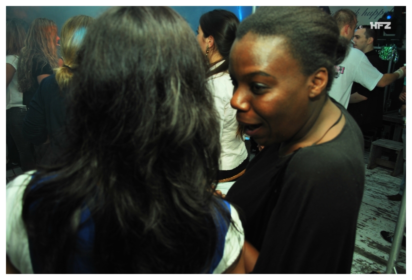 824x561 pixels (247K)