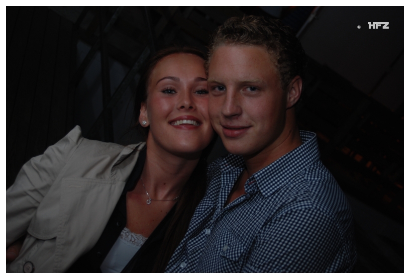 824x561 pixels (224K)