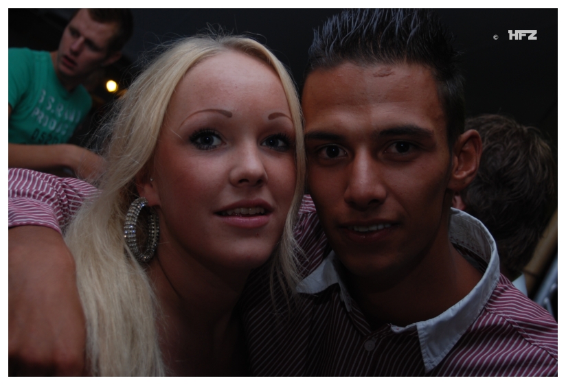 824x561 pixels (259K)