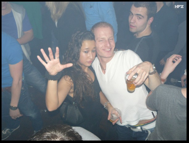 600x449 pixels (58K)