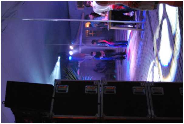 606x408 pixels (22K)