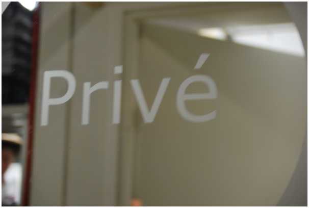 606x408 pixels (12K)